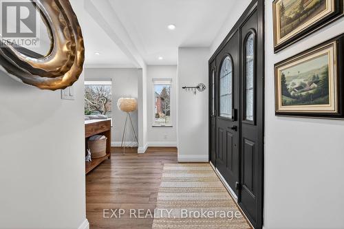 5418 Anthony Place, Burlington, ON - Indoor Photo Showing Other Room