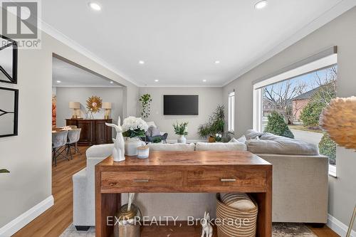 5418 Anthony Place, Burlington, ON - Indoor Photo Showing Other Room