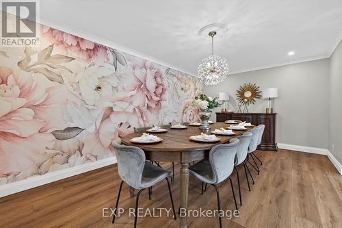 5418 Anthony Place, Burlington, ON - Indoor Photo Showing Dining Room