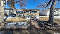 849 McIntosh STREET  Regina, SK S4T 5B5
