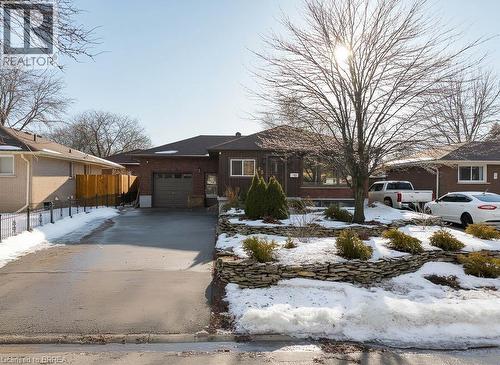 45 BUCKINGHAM Street  Brantford, ON N3R 3B2