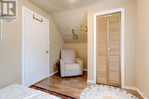 275 Montrose Avenue, Hamilton, ON - Indoor Photo Showing Bedroom