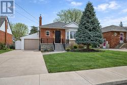 237 EAST 32ND STREET  Hamilton, ON L8V 3S3