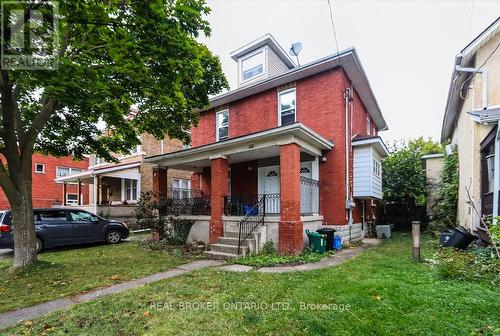 56 REGENT STREET E  Welland, ON L3B 4H6