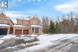 33 WILSONGARY CIRCLE  Ajax, ON L1T 0G6