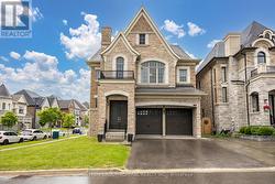 36 HURST AVENUE  Vaughan, ON L5A 4Y5