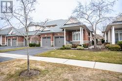 4155 STONEBRIDGE CRESCENT  Burlington (Rose), ON L7M 4N2