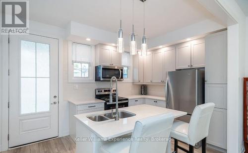 30 SAMANTHA LANE  Midland, ON L4R 0H4