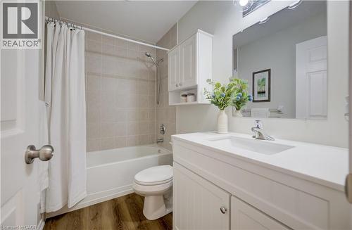 151 Highland Crescent, Kitchener, ON - Indoor Photo Showing Bathroom