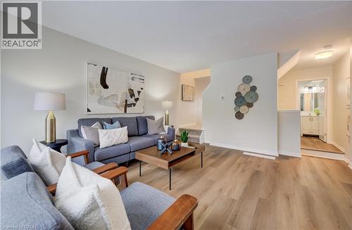 151 Highland Crescent, Kitchener, ON - Indoor Photo Showing Living Room