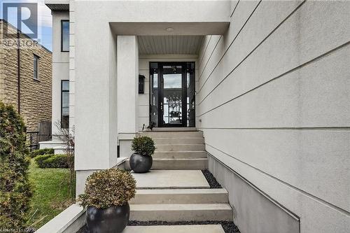711 Beach Boulevard, Hamilton, ON - Outdoor