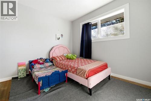 33 Scott Street, Regina, SK - Indoor Photo Showing Bedroom