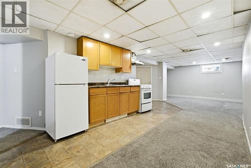 33 Scott Street, Regina, SK - Indoor