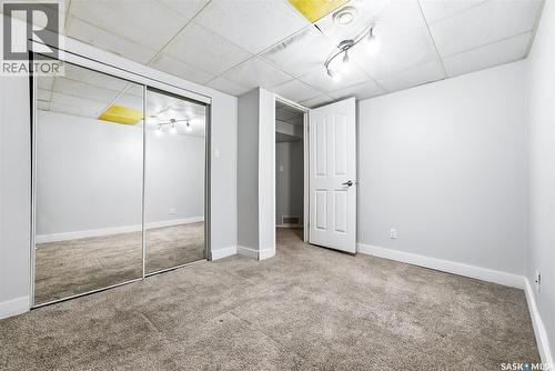 33 Scott Street, Regina, SK - Indoor Photo Showing Other Room