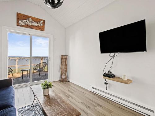 6357 Highway 215, Cheverie, NS 