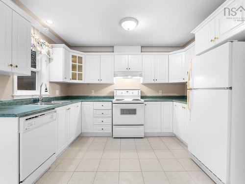 24 Rosehurst Close, Halifax, NS 
