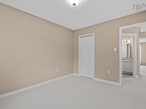 24 Rosehurst Close, Halifax, NS 