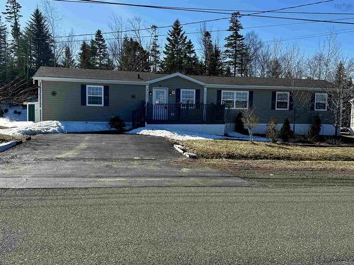 25 Rogers Dr., Lower South River, NS 