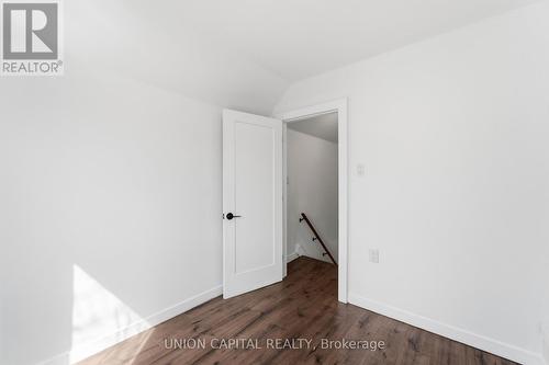 103 Case Street, Hamilton, ON - Indoor Photo Showing Other Room