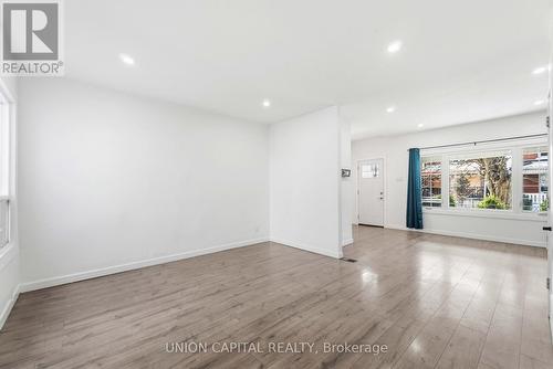 103 Case Street, Hamilton, ON - Indoor Photo Showing Other Room