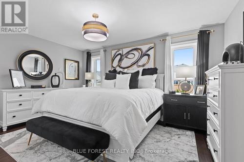 28 Weir Crescent, St. Thomas, ON - Indoor Photo Showing Bedroom