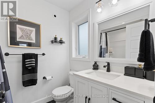 28 Weir Crescent, St. Thomas, ON - Indoor Photo Showing Bathroom