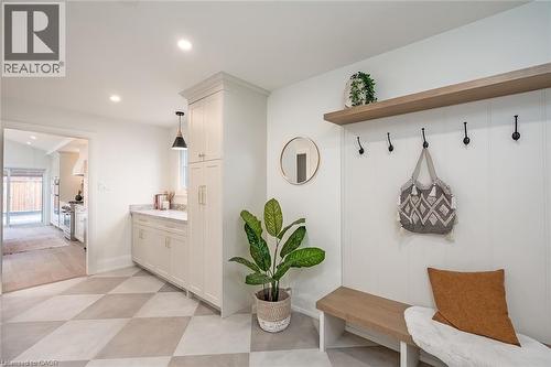 251 Glen Afton Drive, Burlington, ON - Indoor Photo Showing Other Room