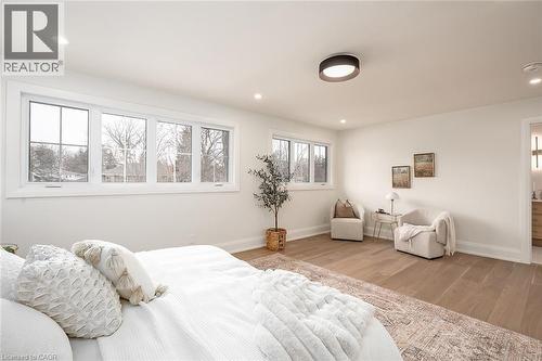 251 Glen Afton Drive, Burlington, ON - Indoor Photo Showing Bedroom