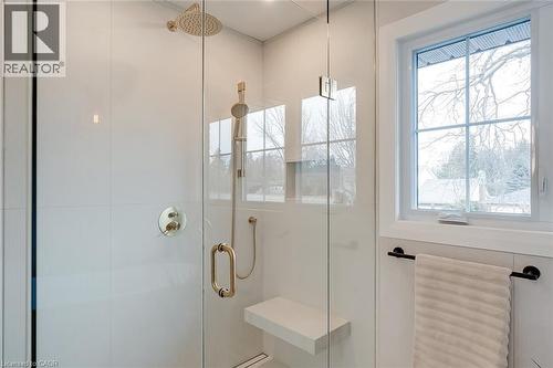251 Glen Afton Drive, Burlington, ON - Indoor Photo Showing Bathroom