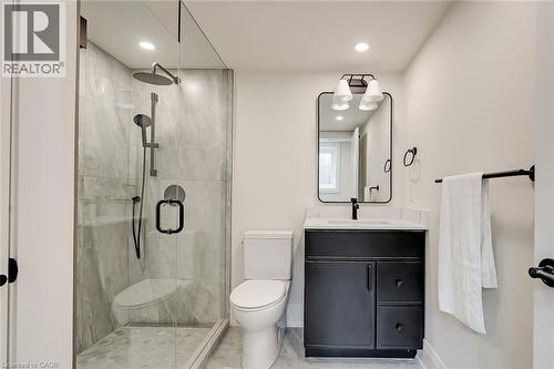 251 Glen Afton Drive, Burlington, ON - Indoor Photo Showing Bathroom