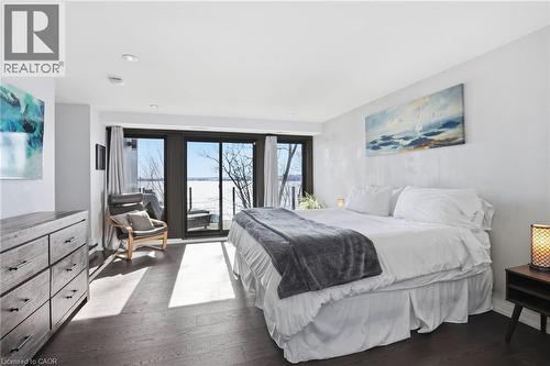 868 Danforth Place, Burlington, ON - Indoor Photo Showing Bedroom