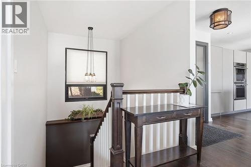 868 Danforth Place, Burlington, ON - Indoor