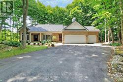 1976 FOREST VALLEY DRIVE Innisfil, ON L9S 4A5