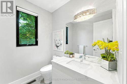 1112 Caldwell Avenue, Mississauga, ON - Indoor Photo Showing Bathroom