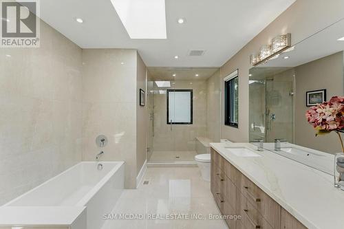 1112 Caldwell Avenue, Mississauga, ON - Indoor Photo Showing Bathroom