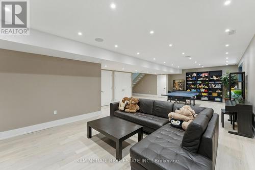 1112 Caldwell Avenue, Mississauga, ON - Indoor Photo Showing Other Room