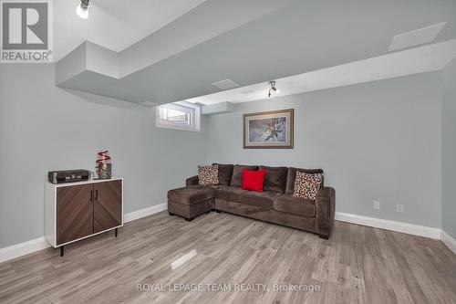 78 Grammercy Park, Ottawa, ON 