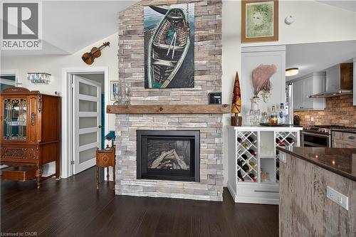 2023 Maple Boulevard, Port Dover, ON - Indoor Photo Showing Living Room With Fireplace
