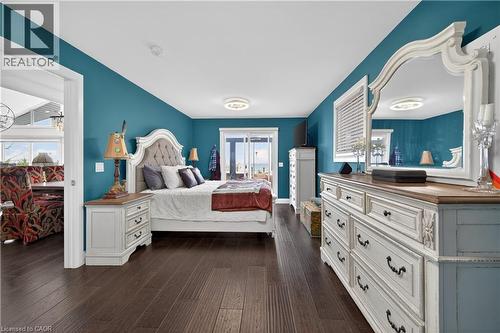 2023 Maple Boulevard, Port Dover, ON - Indoor Photo Showing Bedroom