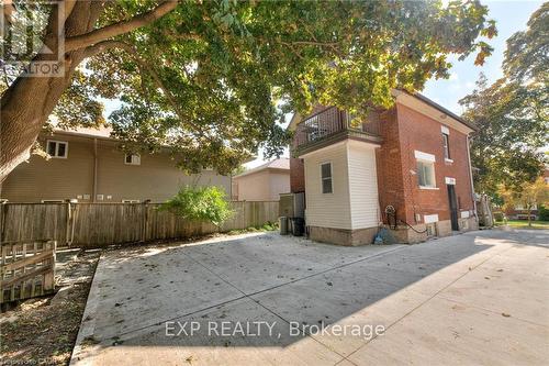 50 Walnut Street, Kitchener, ON - Outdoor