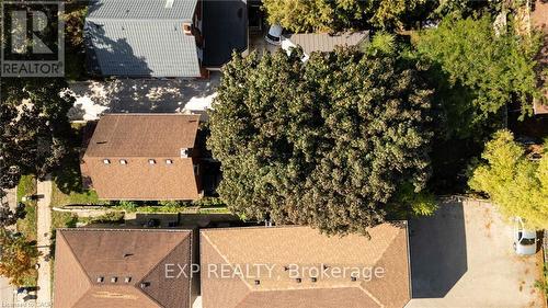 50 Walnut Street, Kitchener, ON - Outdoor