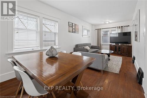 50 Walnut Street, Kitchener, ON - Indoor