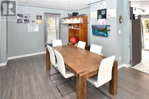 47 Second Ave, Coniston, ON - Indoor Photo Showing Dining Room