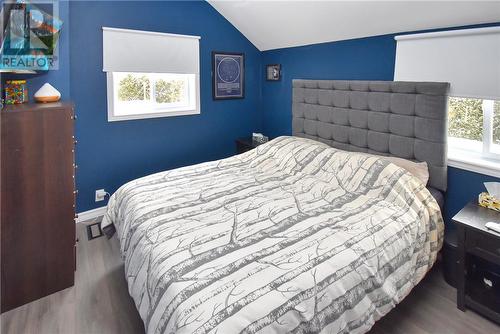 47 Second Ave, Coniston, ON - Indoor Photo Showing Bedroom