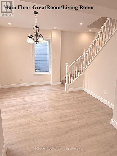 405 Upper Wentworth Street, Hamilton, ON 