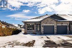 927 LEISHMAN DRIVE Mississippi Mills, ON K0A 1A0