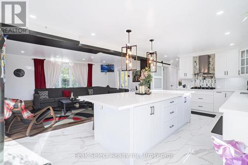 1982 Road 163, Perth South (Blanshard), ON 