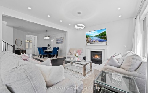 474 Violet Gate, Milton, ON - Indoor Photo Showing Living Room With Fireplace