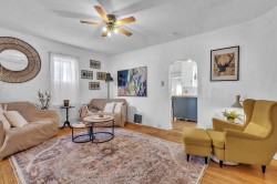 87 Elgin Street  Orillia, ON L3V 1S3