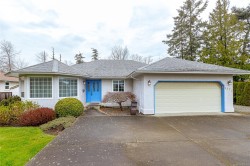 2272 Weiler Ave Sidney, BC V8L 1R8
